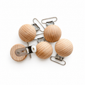 Clip para chupete de madera