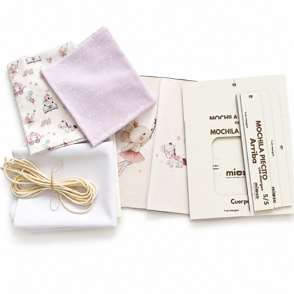 Kit Mochila Piecito Animalitos de Ensueño - 2 Paneles con Patrón de madera